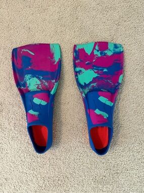 Speedo Women's Swim Fins in Blue, Pink, Teal